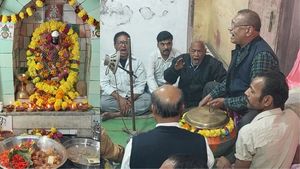 दुर्लभ ‘ढॉक’ संगीत से प्रसन्न होते हैं बाबा कालभैरव, बुंदेलखंड में सदियों से गूंज रहा संगीत  