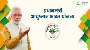 Fact Check: आयुष्मान भारत योजना में ग्राहक सेवा प्रतिनिधि का वेतन होगा 28500, जानें नियुक्ति पत्र का सच