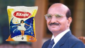 Nirma Founder: संघर्ष से सफलता पाने की करसन भाई की कहानी, क्यों रखा वॉशिंग पाउडर का नाम निरमा?