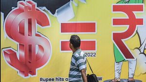  Rupee fell to Dollar: शेयर बाजार में बढ़त लेकिन शुरुआती कारोबार में रुपया 5 पैसे गिरा 