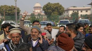 Supreme Court Judgements: जब सुप्रीम कोर्ट ने पलटे अपने ही आदेश, एक जैसे मामलों में अलग-अलग निर्णय