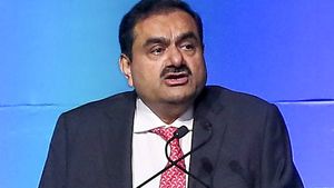 Adani Share rises: अडानी ग्रुप ने समय से पहले चुकाया 9250 करोड़ का कर्ज, कंपनी के शेयर आसमान पर चढ़े