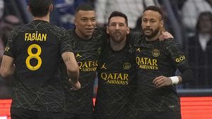 FIFA Awards: लियोनल मेसी को मिला बेस्ट मेन्स प्लेयर 2022 का अवॉर्ड, स्कालोनी बने बेस्ट कोच