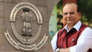 Delhi Snooping: विजिलेंस की आड़ में राजनीतिक जासूसी 