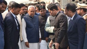 Nitish Kumar Yatra: सरकारी समाधान यात्रा या नीतीश कुमार का दिखावटी दौरा?