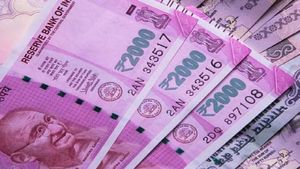 Fact Check: क्या मोदी सरकार महिलाओं को दे रही है 52000 रुपये? जानें खबर की सच्चाई