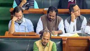 Rahul Gandhi in Parliament: लोकतंत्र पर सवाल उठाने से अधिक संसद में सहभागिता जरूरी