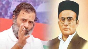 Rahul Gandhi: न वह सावरकर है, न गांधी है
