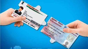 PAN Aadhaar Link: डेडलाइन से पहले पैन को आधार से लिंक करने के लिए फॉलो करें ये तीन सिंपल स्टेप्स