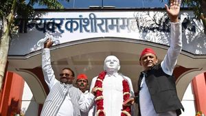 Samajwadi Party: क्या सपा की 'यादवपरस्त' राजनीति पर भरोसा करेगा दलित? 