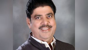 जेजेपी की राष्ट्रीय कार्यकारिणी का पुनर्गठन, 33 वरिष्ठ नेताओं को मिली अहम जिम्मेदारी