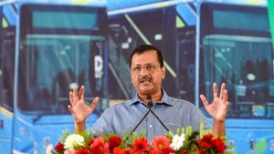दिल्ली सरकार का फैसला- कर्मचारियों को मिलेगा ओवरटाइम का दोगुना पैसा