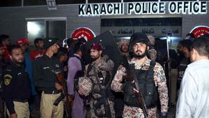 पाकिस्तान में बड़ा आतंकी हमला, पुलिस स्टेशन को फिदायीन ने उड़ाया, 12 पुलिसकर्मियों की मौत