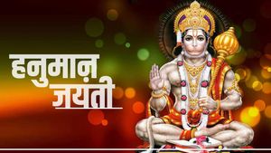 Hanuman Jayanti 2023:  दिल्ली के जहांगीरपुरी में VHP ने निकाली शोभा यात्रा