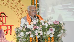 मणिपुर में फंसे हरियाणा के छात्रों को सुरक्षित लाने की मांग पर सीएम खट्टर बोले- हम संपर्क में हैं