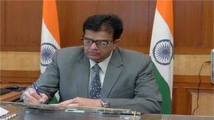 हरियाणाः आमजन की अपेक्षाओं को समझते हुए सेवा भाव से कार्य करें
