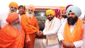 पंजाब:  गढ़शंकर के लोगों के पानी की मांग पूरी, सीएम मान ने इस प्रोजेक्ट की रखी नींव 