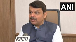 महाराष्‍ट्र में दंगे जैसे हालात वाले बयान पर देवेंद्र फडणवीस बोले: ये महज इत्‍तेफाक नहीं
