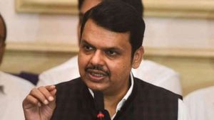 औरंगजेब की तस्वीर पर बवाल, देवेंद्र फडणवीस बोले: महाराष्ट्र में यह बर्दाश्त नहीं किया जाएगा
