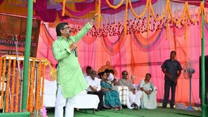 CM हेमंत सोरेन ने दी रघुनाथ मुर्मू को श्रद्धांजलि, बोले- संताली भाषा के विकास में दिया बड़ा योगदान