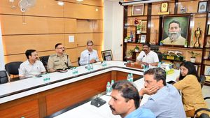 Jharkhand: घाघीडीह जेल के बंदियों को मिल रही तकनीकी शिक्षा, हेमंत सरकार की योजनाओं का पूरा लाभ