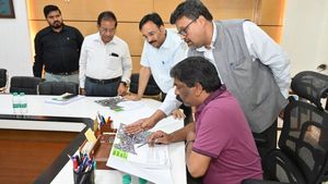 Jharkhand: रांची की बदलेगी तस्वीर, मिलेगी जाम से मुक्ति, सीएम हेमंत सोरेन ने देखा पावर प्वाइंट प्रेजेंटेशन
