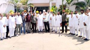 पंजाब: जालंधर लोकसभा उपचुनाव में जीत के बाद AAP में जश्न का मौहाल, कार्यकर्ताओं ने जमकर मनाया जश्न