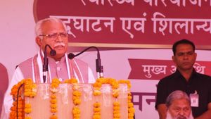 सीएम खट्टर ने 275 बेड के अस्पताल का किया उद्घाटन, कहा-55 दुर्लभ बीमारियों से ग्रसित मरीजों को मिलेगी पेंशन