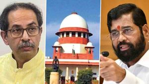 Shiv Sena Case: सुप्रीमकोर्ट की वजह से ही गई उद्धव ठाकरे की सरकार 