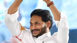  टीडीपी पर जमकर बरसे आंध्र प्रदेश के सीएम जगन मोहन, कहा, ’जनता सिखाएगी सबक’