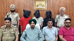 पंजाबः STF लुधियाना रेंज को बड़ी सफलता, 1 किलो 600 ग्राम हेरोइन व कार सहित 3 नशा तस्कर गिरफ्तार