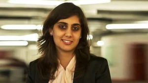 Akriti Chopra: Zomato कर्मचारी से को-फाउंडर तक का सफर, जानिए कौन हैं आकृति चोपड़ा?