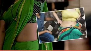 तार-तार हुए रिश्ते! भांजे के साथ मामी ने बनाए अवैध संबंध, रंगे हाथों पकड़े जाने पर बेटे संग करवा डाला कुकर्म