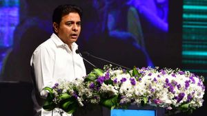 केटी रामा राव बोले, 'तेलंगाना की तरफ आकर्षित हो रहे हैं फिल्म निर्माता'