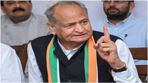 Rajasthan Elections 2023: दल-बदलने वाले नेताओं पर सीएम गहलोत का हमला, 'लालची होकर बदल लेते हैं पार्टी और...'