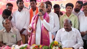 तेलंगाना: विधायक एटाला राजेंद्र ने किया स्पष्ट, 'BJP नहीं छोड़ूंगा, BRS को हराना एकमात्र मकसद'