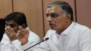 तेलंगाना राज्यपाल के उस्मानिया अस्पताल पर चिंता व्यक्त करने के बाद स्वास्थ्य मंत्री हरीश राव ने दिया जवाब