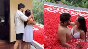 Honeymoon Video: स्विमिंग पूल में नई दुल्हन के साथ रोमांस, हनीमून का वीडियो रॉकेट की रफ्तार से वायरल