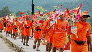 Kawar Yatra 2023: क्या है 'कांवड़ यात्रा' का इतिहास? क्यों 'नीलकंठ' का होता है जल-अभिषेक? 