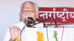 योग को अपने जीवन का अभिन्न हिस्सा बनाएं: मुख्यमंत्री खट्टर