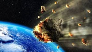 आसमान से गिरे एस्टेरॉयड ने किया था परमाणु बम से बड़ा धमाका, जानें World Asteroid Day से जुड़ी बातें 