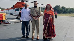 Vijay Gurjar DCP Surat: किसान के बेटे की कांस्‍टेबल से IPS बनने की कहानी, हिंदी माध्‍यम से क्रैक की UPSC