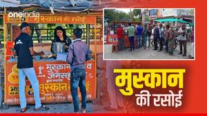 Muskan ki Rasoi: महज पांच रुपये में घर का बना खाना खिला रहीं स्वाति श्रृंगी, चेहरों पर बिखेर रहीं मुस्‍कान 