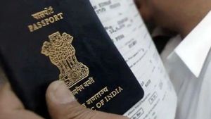 Passport Ranking: कितना प्रभावी है भारत का पासपोर्ट, जानें कैसे तय होती है पासपोर्ट की ताकत