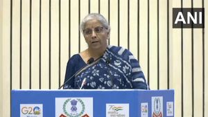 एक लाख लोगों के आयकर नोटिस का मूल्यांकन मार्च 2024 तक पूरा हो जाएगाः निर्मला सीतारमण