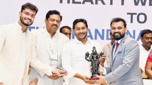 आंध्र प्रदेश सरकार लचीली पर्यटन नीति लागू कर रही: सीएम जगन मोहन