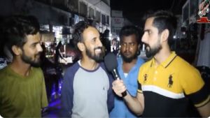  VIDEO: 'हम तो पहले से ही चांद पर हैं', चंद्रयान-3 पर पाकिस्तानी ने की अपने मुल्क की इंटरनेशनल बेइज्जती!