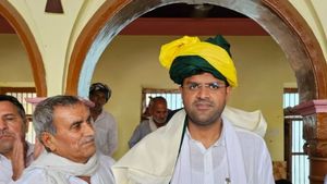 अब तक हरियाणा में 5 स्क्रैपिंग यूनिटें लगी, नई इकाईयां लगाने वालों को दिया जाएगा बढ़ावा: दुष्यंत चौटाला