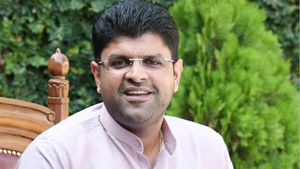 केंद्र से हरियाणा को मिला आठ नए प्रोजेक्ट्स का तोहफा: दुष्यंत चौटाला