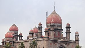 Telangana News: KCR सरकार की बाढ़ रिपोर्ट से असंतुष्ट तेलंगाना HC, दिया ये नया आदेश     